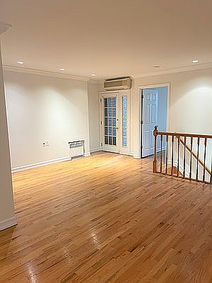 1st image of 315 W 82nd St APT 1b