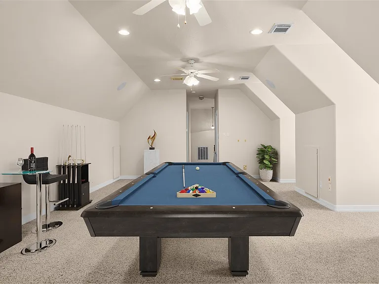 106 Lazy Springs Dr — Photo 40