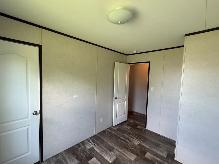 1341 Flying L Ln #4 — Photo 4