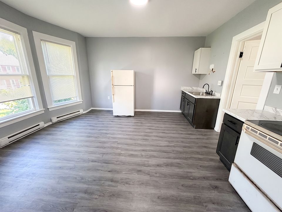 1st image of 531 E 10th St APT 2