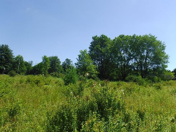 5th image of Mary Lynne Ln