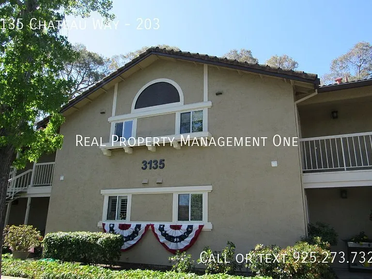3135 Chateau Way #203 — Photo 1