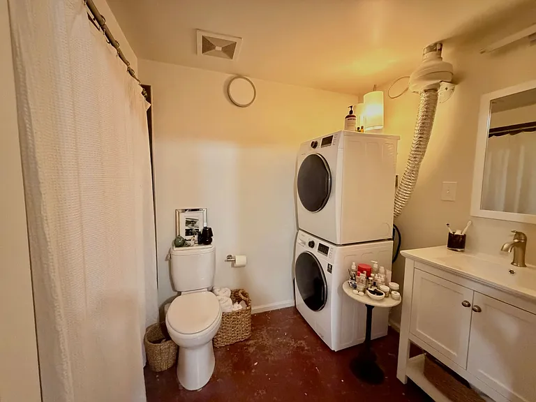 116 S Gay St — Photo 12