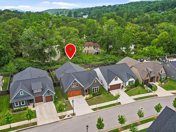 4th image of 5557 Acadia Dr