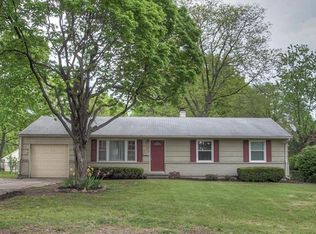 9105 Western Hills Dr, Kansas City, MO 64114