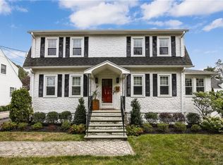 100 Bradley Rd, Scarsdale, NY 10583