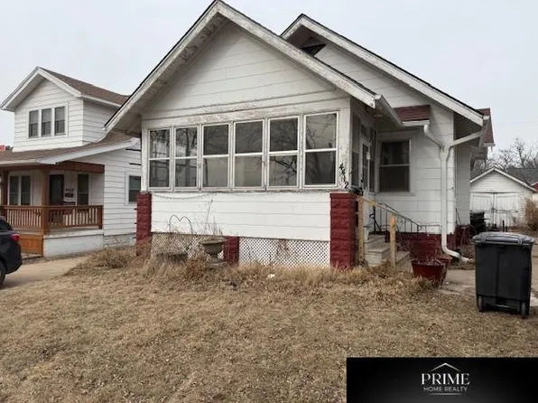 4412 Cass St, Omaha, NE 68131