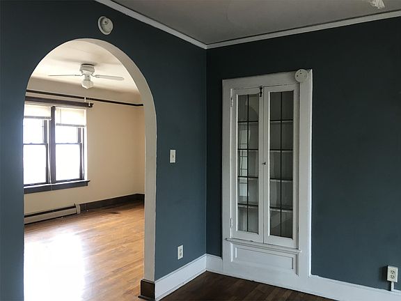 2nd image of 3070 N Oakland Ave APT 2