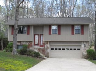 231 Lakewood Dr, Crossville, TN 38558