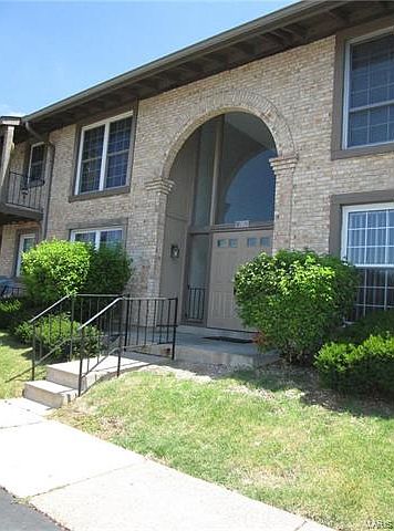 1st image of 3181 Carefree Ln APT D