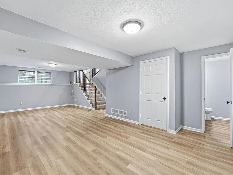 16308 W 125th Ter — Photo 14