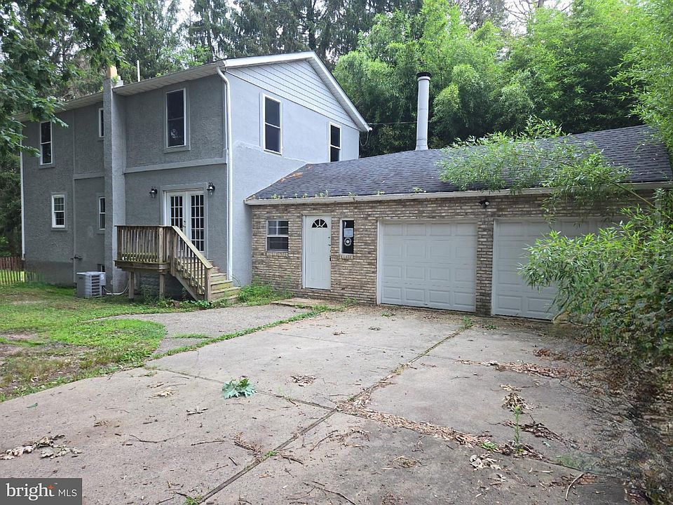 1st image of 159 Railroad Ave