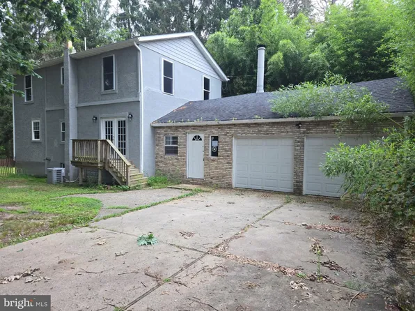 159 Railroad Ave, Franklinville, NJ 08322