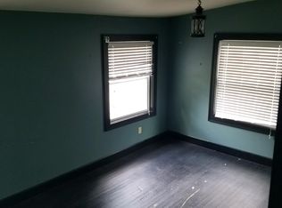1210 S 8th St, Terre Haute, IN 47802
