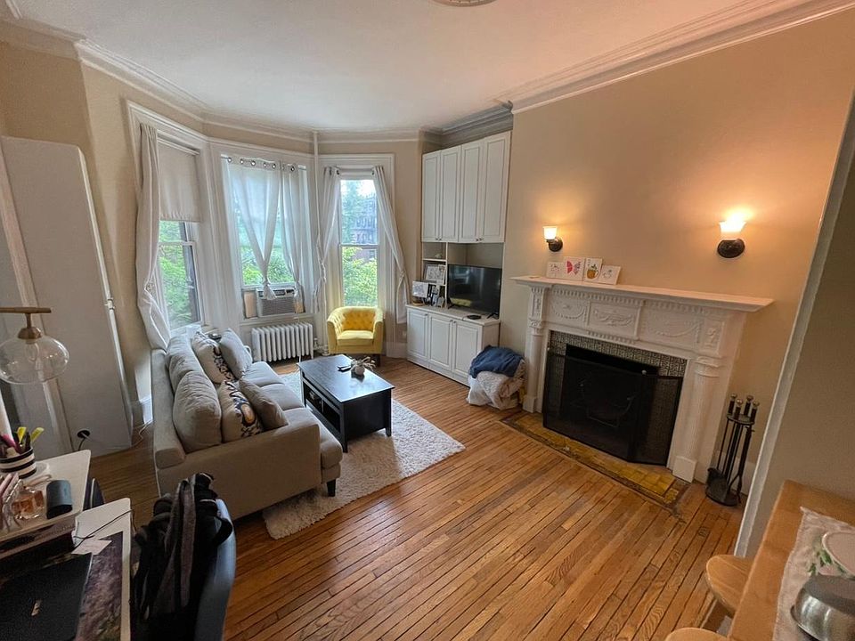 7 Hereford St APT 4, Boston, MA 02115 | Zillow