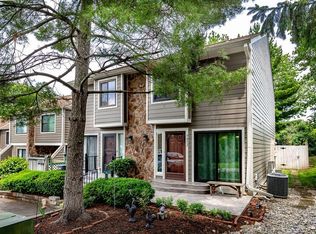 9892 Timbers Dr, Cincinnati, OH 45242