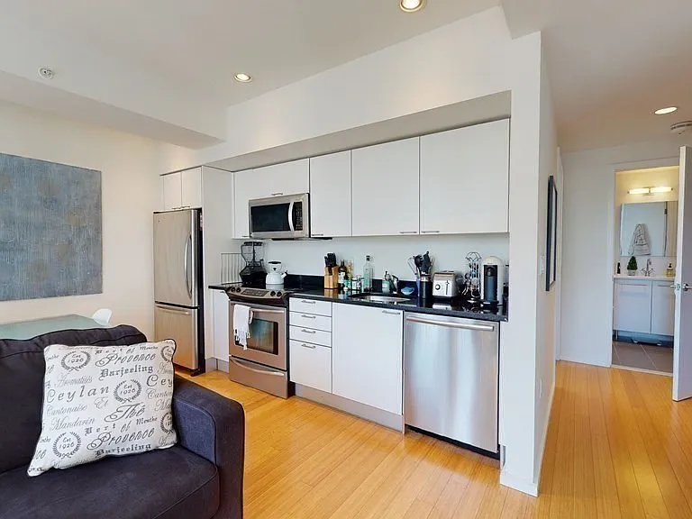 2 Earhart St #1006 — Photo 6