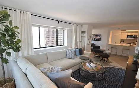 3 bed, $9,152 — Photo 3