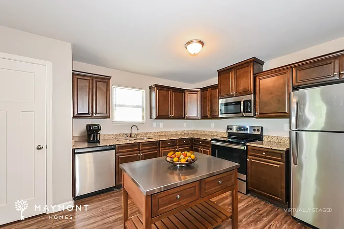 6126 Avery St SW — Photo 9