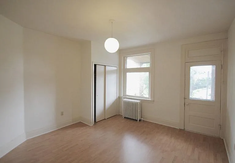 200 Kelly Ave #2 — Photo 5