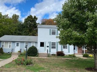 62 Ambassador Dr UNIT B, Manchester, CT 06042