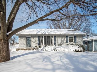 2924 E Shawnee Ave, Des Moines, IA 50317