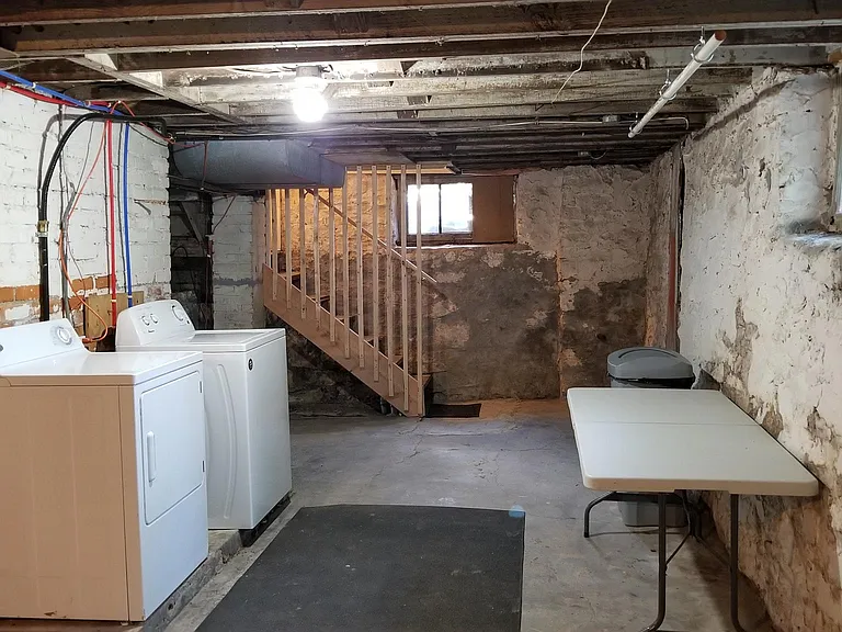 Basement / Laundry
