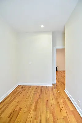 Rented by Bohemia Realty Group | media 10