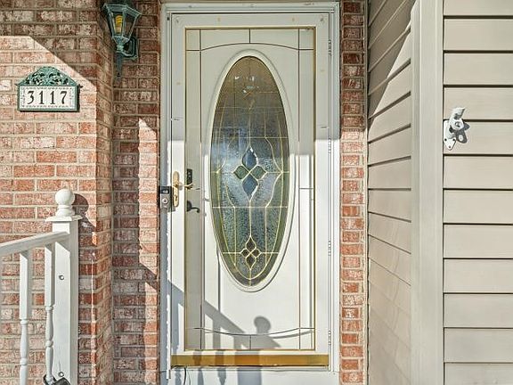 4th image of 3117 Cortland Dr