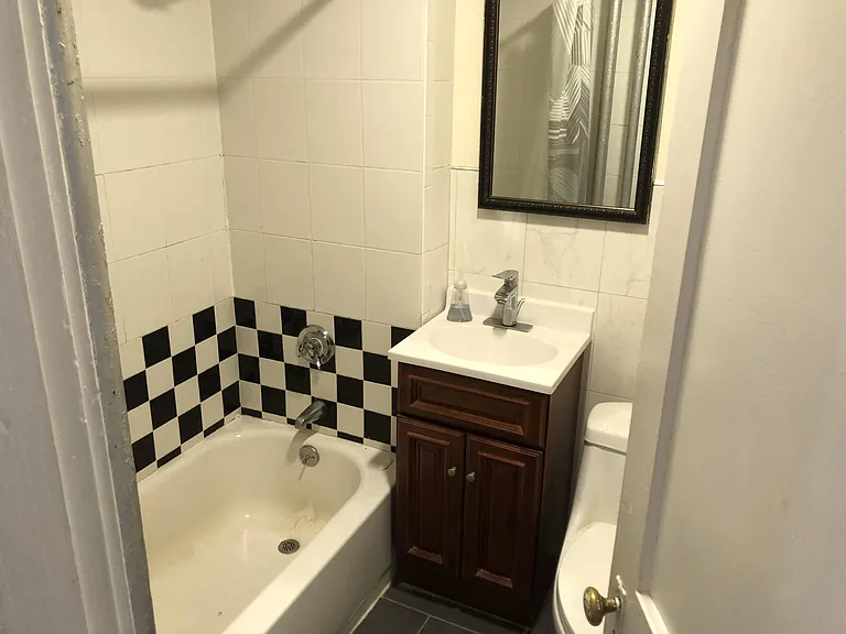 1377A Commonwealth Ave #2B — Photo 8