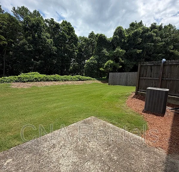 596 Oakside Pl — Photo 10