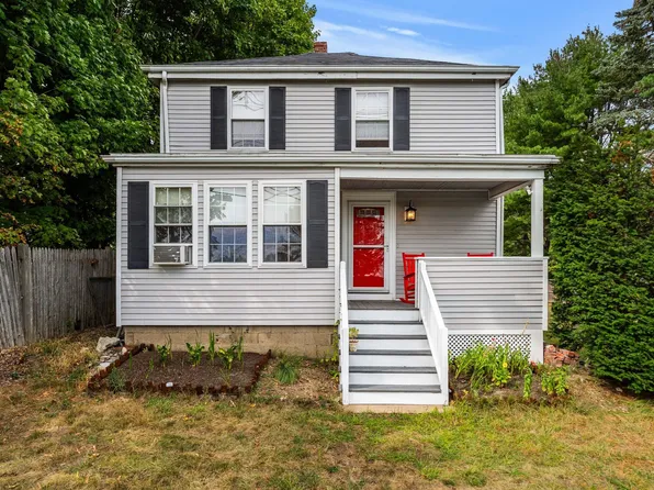 55 Endicott St, Danvers, MA 01923