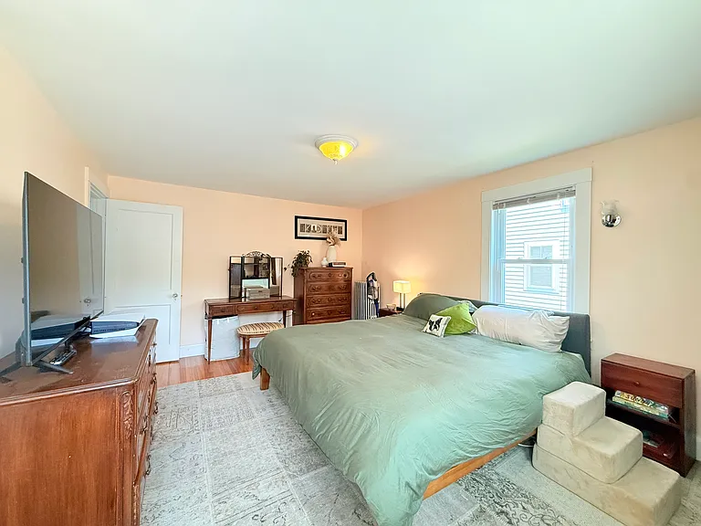 139 Oakdale Rd — Photo 33