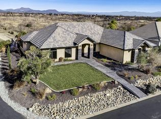 847 Santa Cruz Dr, Redding, CA