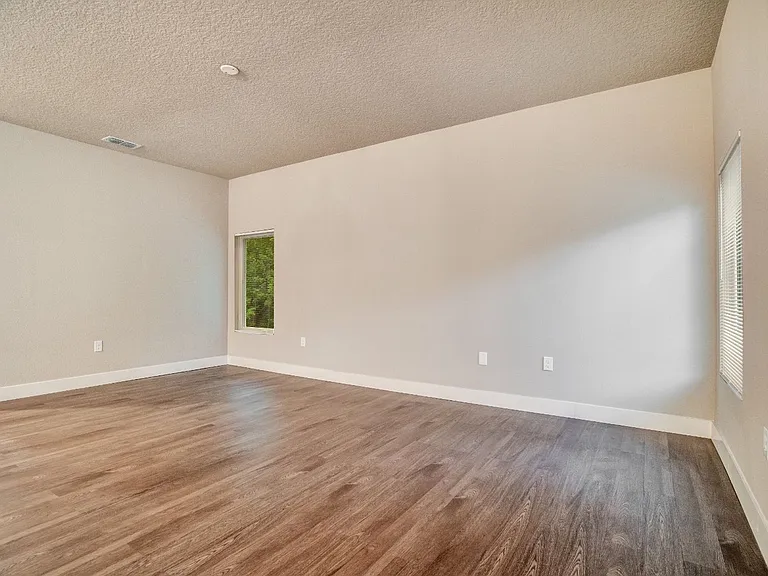 1493 Hayworth Cir NW — Photo 11