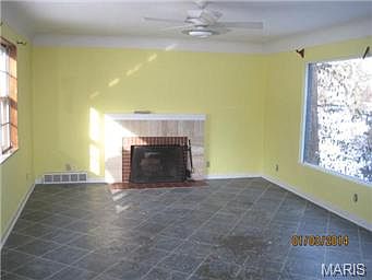 3rd image of 7425 Shaftesbury Ave