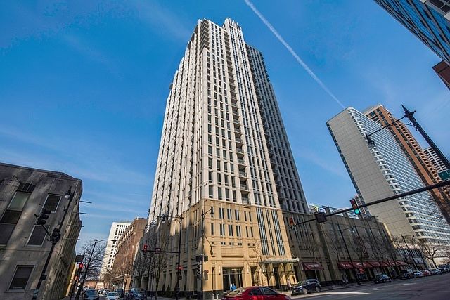 1st image of 1250 S Michigan Ave APT 2305