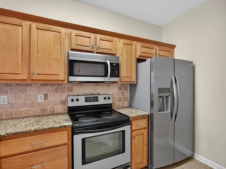 12296 Coconut Grove Ct — Photo 1