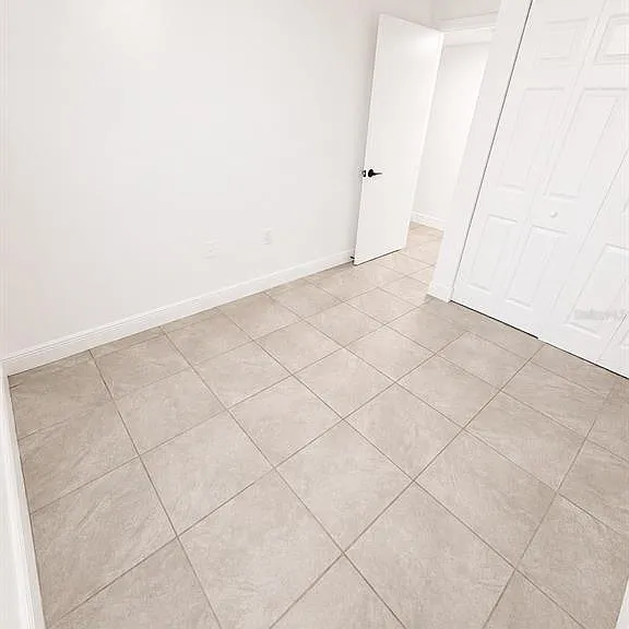 1187-1187 Bentley Rd #1 — Photo 12