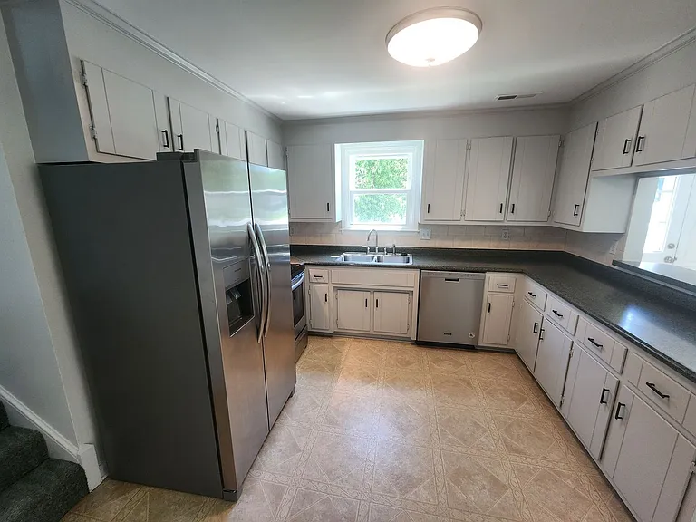 4364 Cypress Dr — Photo 6