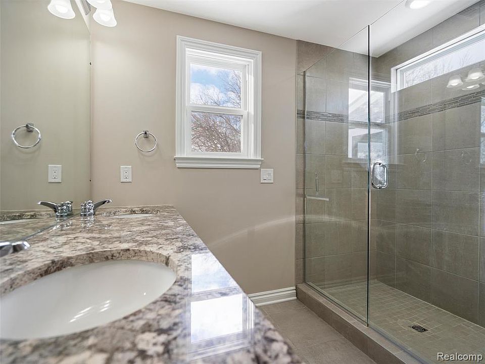 4021 Nottingham Ct, photo 27