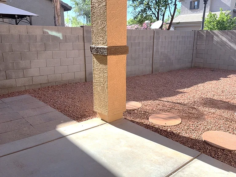 4056 E Devon Dr — Photo 20