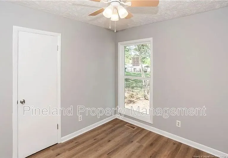 2012 Lakemeadow Dr — Photo 29