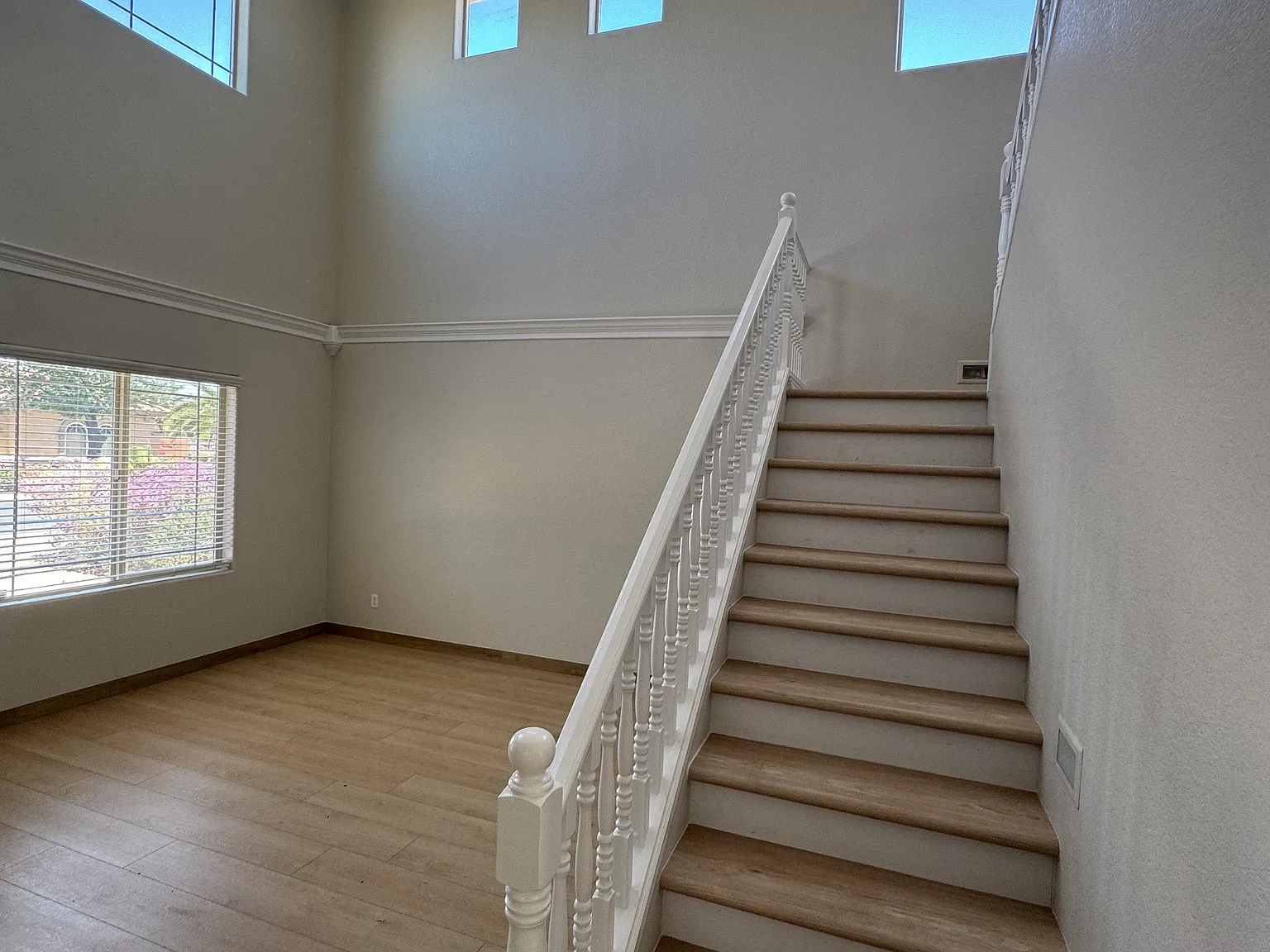 3 bed, 2.5 bath, 1966 sqft, $3,150 — Photo 3