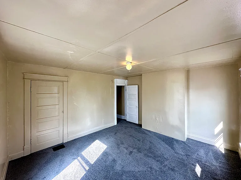 419 Bartram Ave — Photo 22