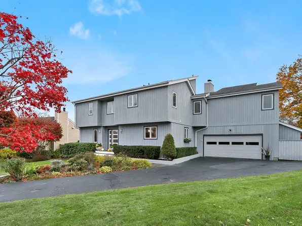 85 Patrick Drive, Fairfield, CT 06824