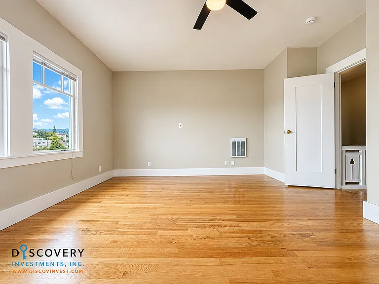 460 Stow Ave — Photo 42