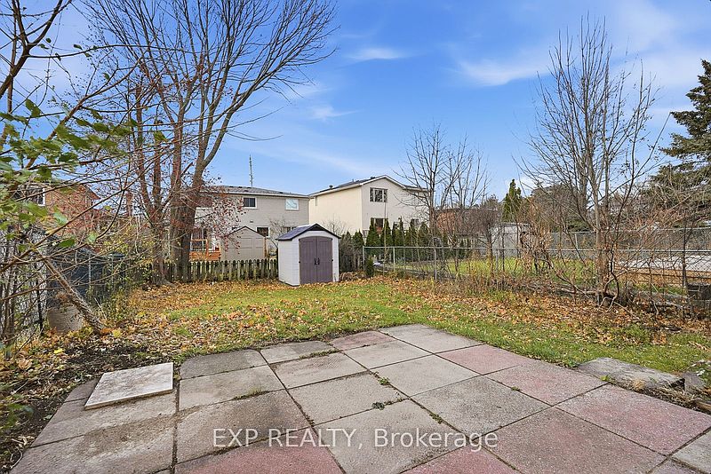 Toronto House for rent - 4 Bedrooms — photo 36