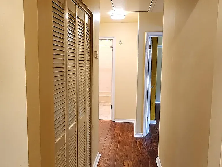 6108 Williams Rd — Photo 11