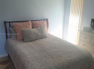 8588 NW 2nd Mnr, Coral Springs, FL 33071